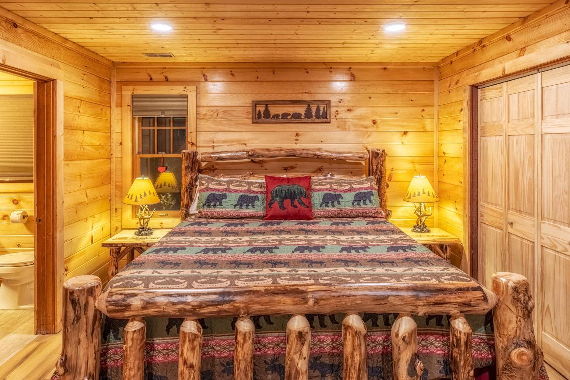 Real Log Cabin With Amazing Views, Hot Tub, Sauna, Games Gatlinburg Esterno foto